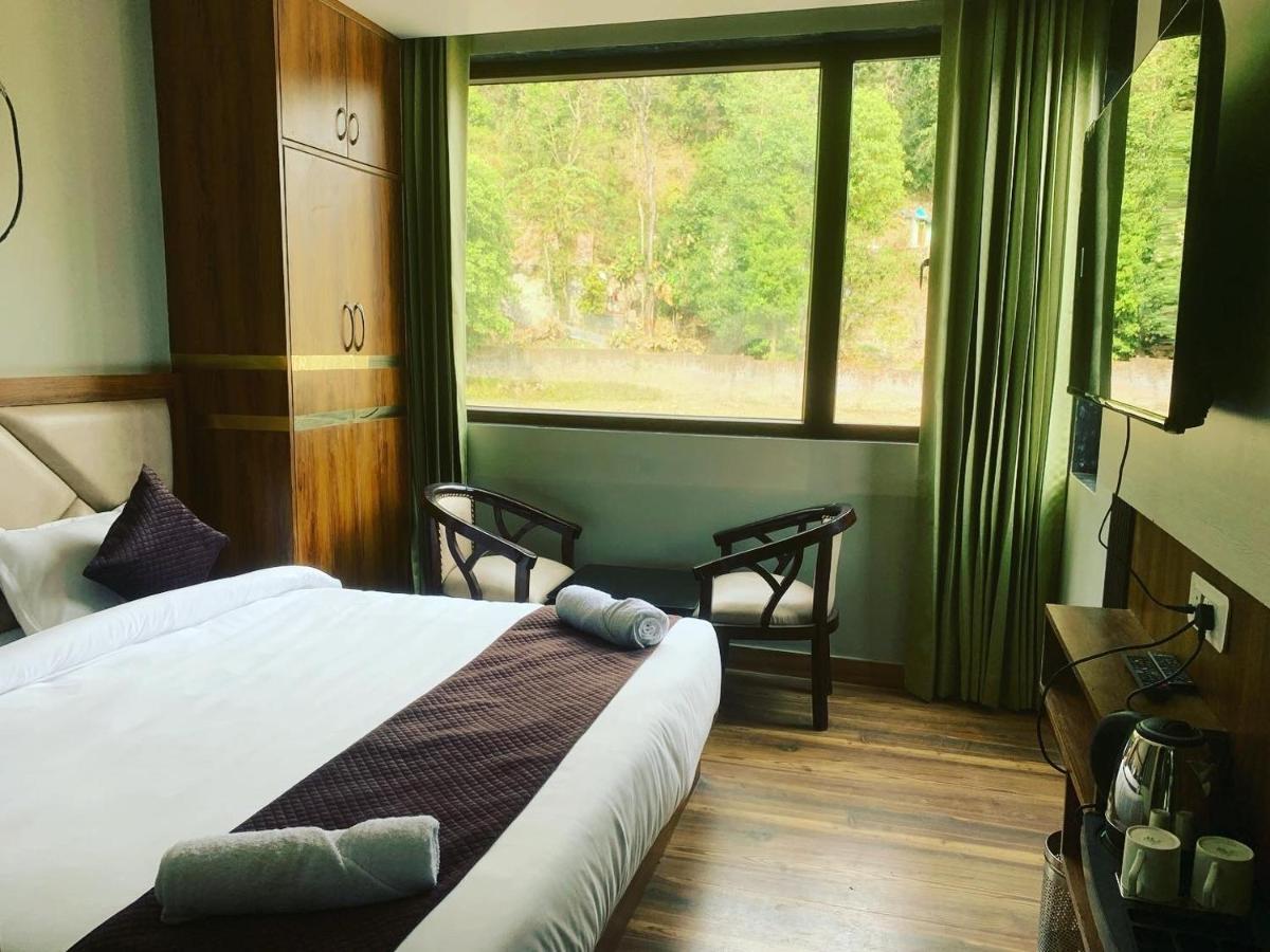 Hotel & Hostel Vimal Ganga Rishīkesh Exterior foto
